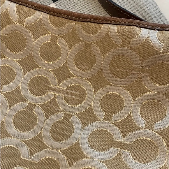 COACH Crossbody Bag - Picture 4 of 6